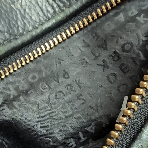 Kate Spade Stylish Black Leather Purse - Picture 4 of 10